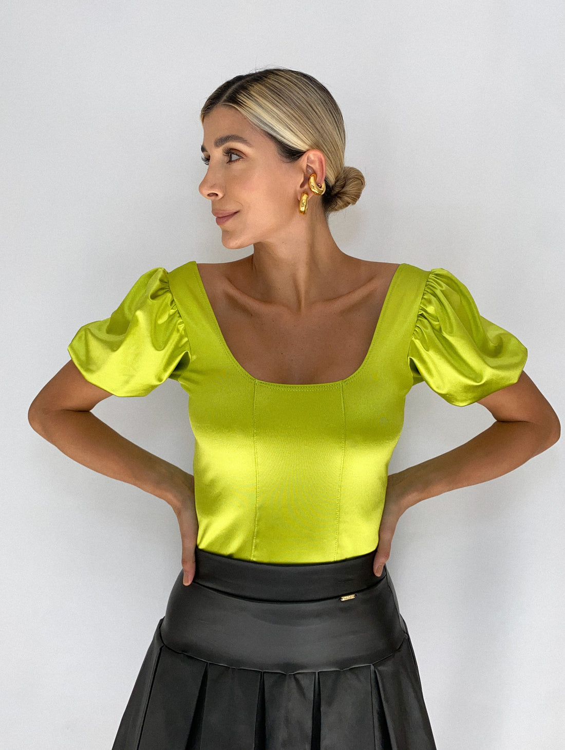Blusa Manga Globo Estilo Corset