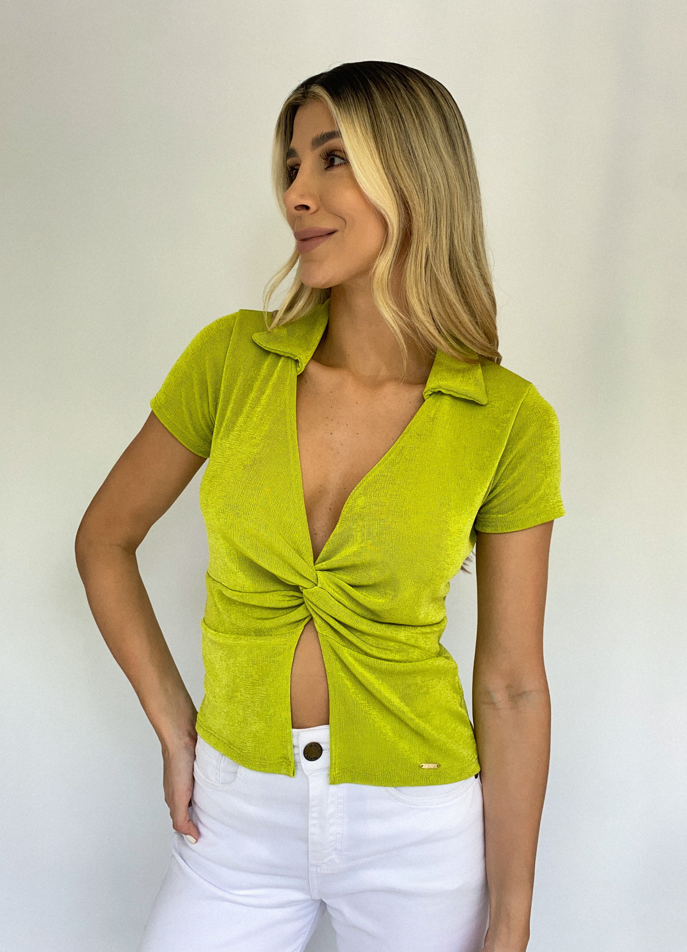 Blusa Manga Corta Cuello Anudado Busto