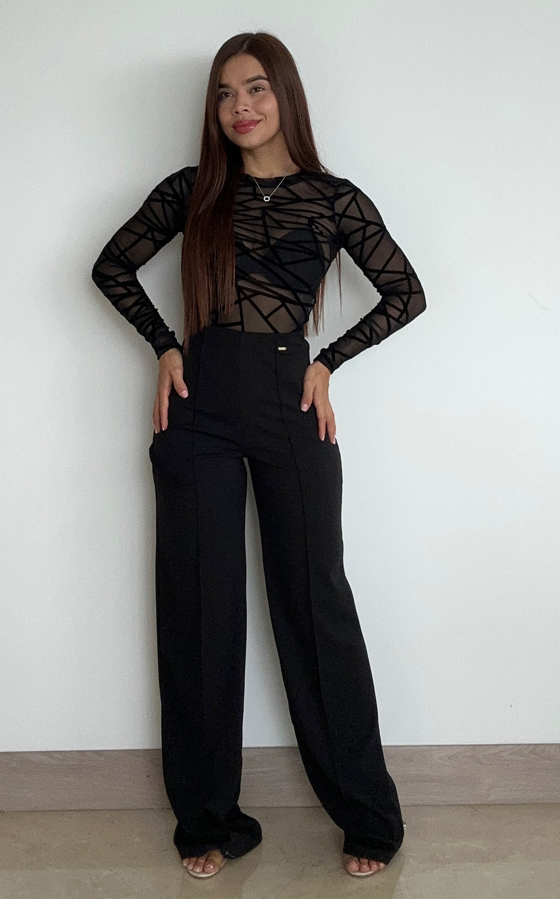 Body Manga Larga Cuello Alto Grabado