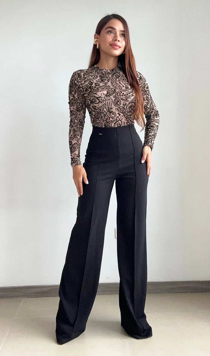 Body Manga Larga Cuello Alto Grabado