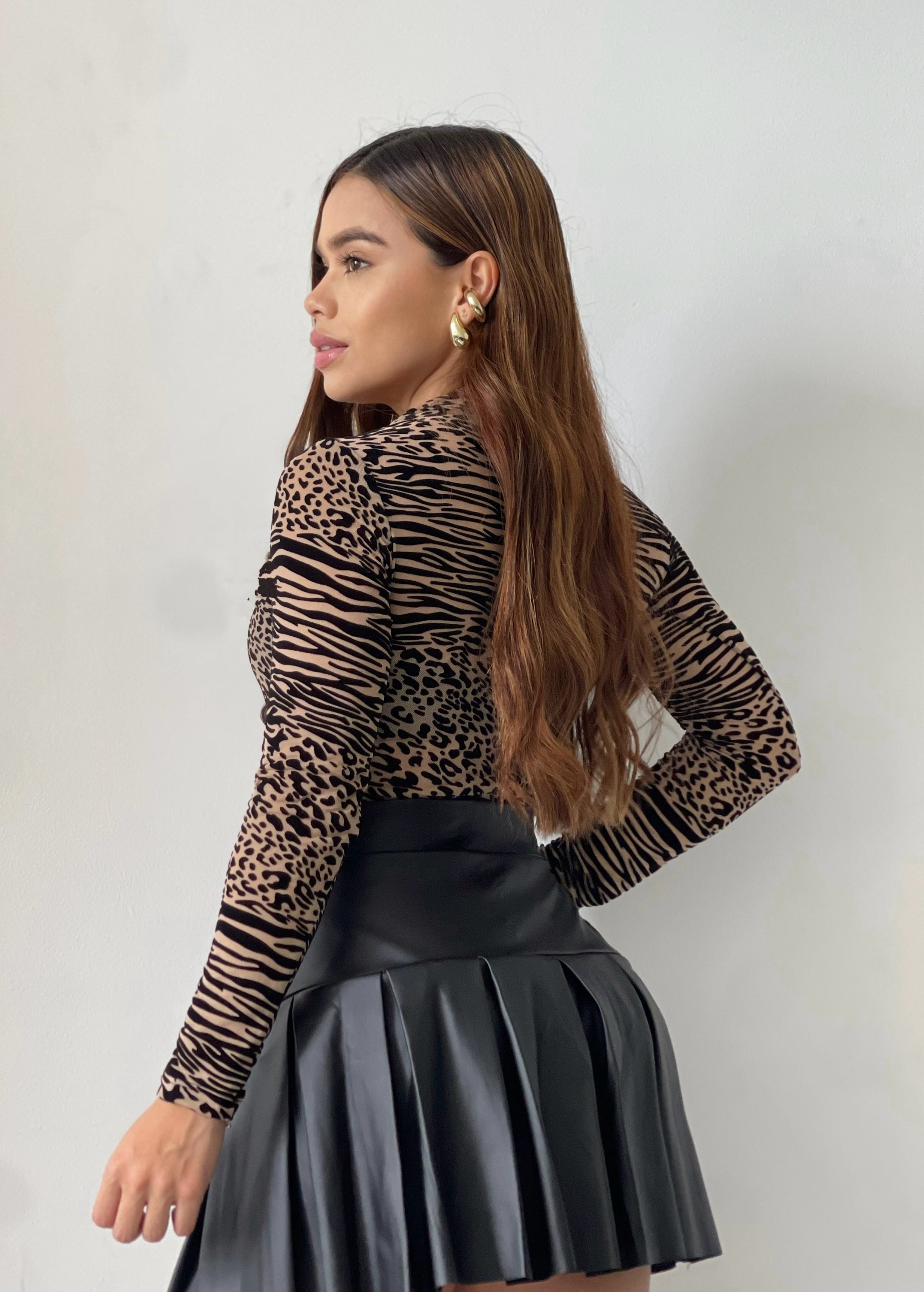 Body Manga Larga Cuello Alto Grabado