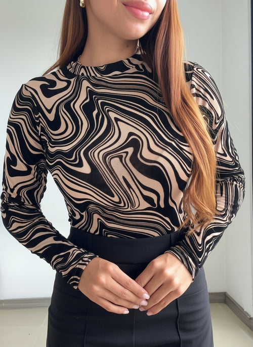 Body Manga Larga Cuello Alto Grabado