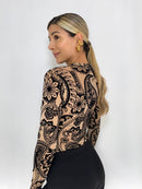 Body Manga Larga Cuello Alto Grabado