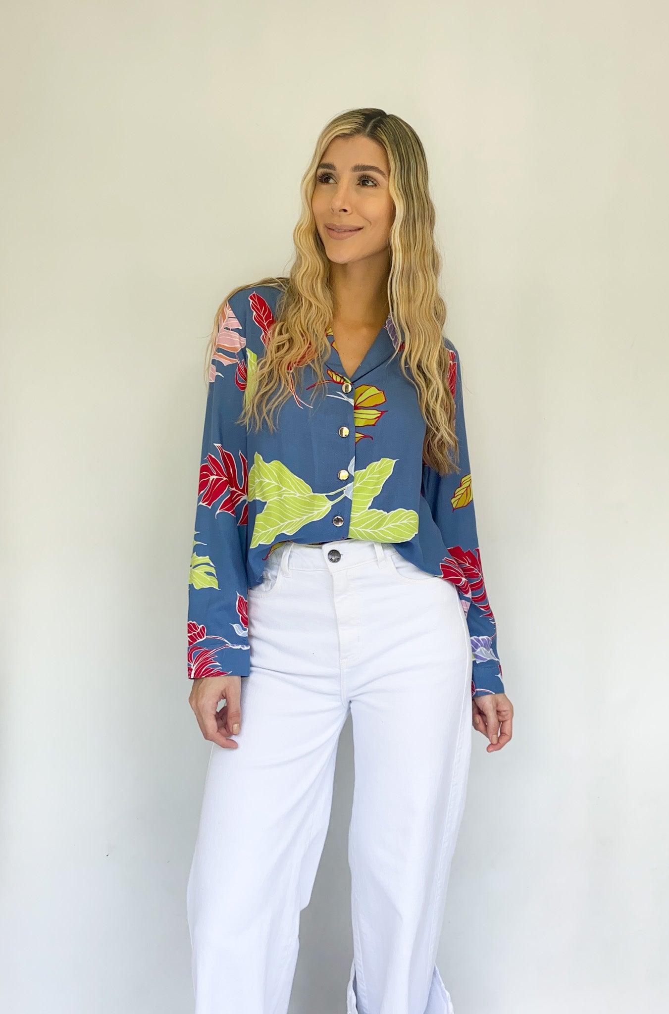 Blusa camisera estampada manga larga botones