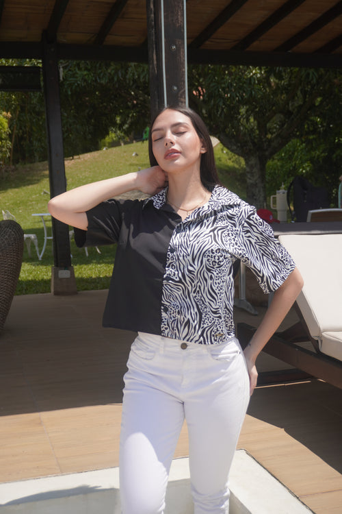 Blusa camisera dos tonos animal print