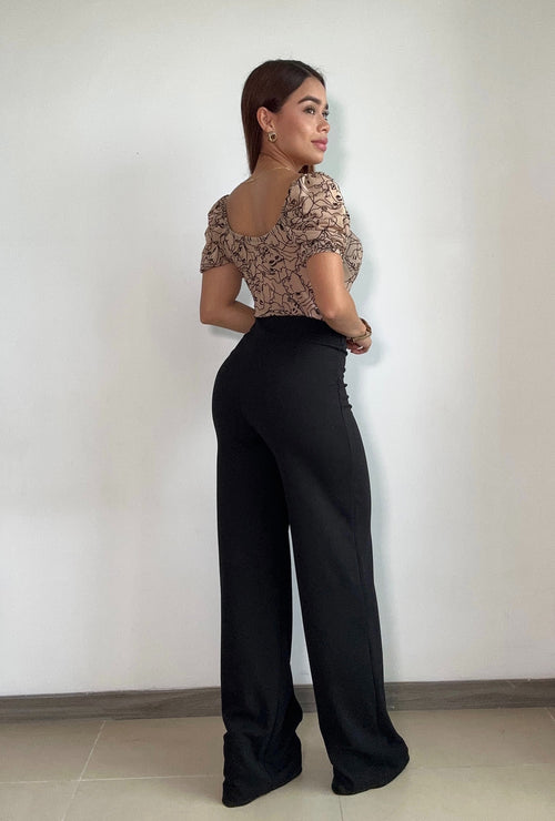 Blusa Corta Escote Corazon Manga Corta