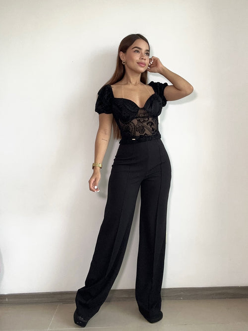 Blusa Corta Escote Corazon Manga Corta