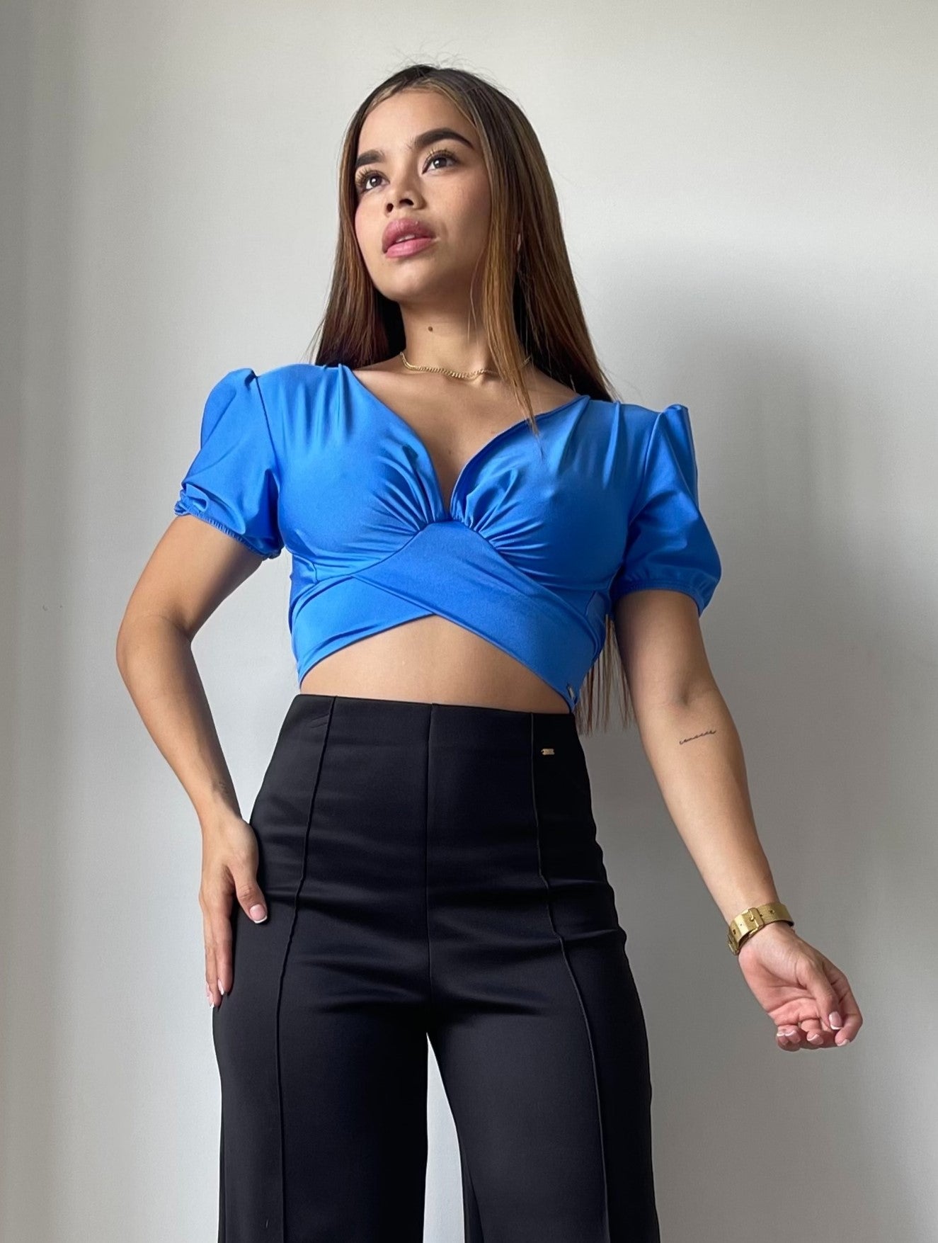 Blusa Manga Corta Amarrar Cuello V