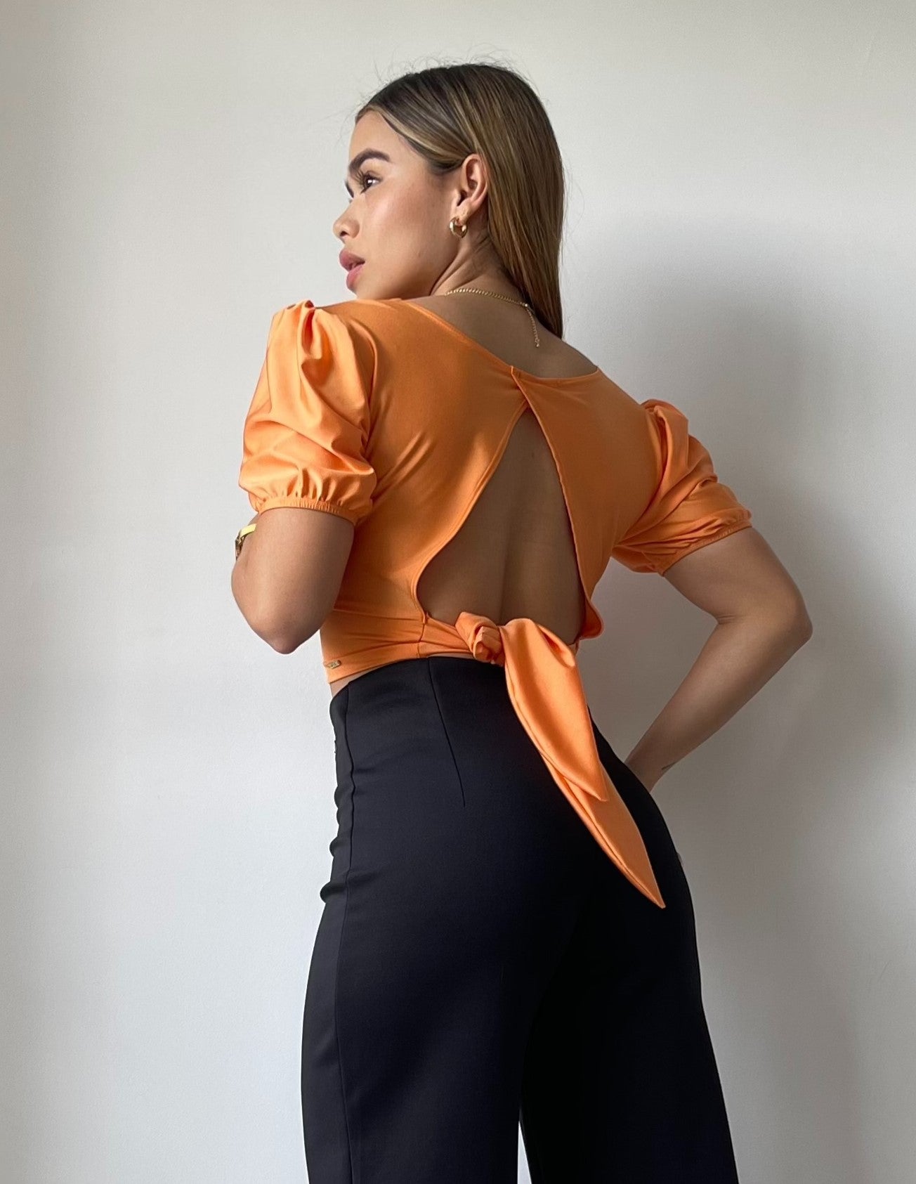 Blusa Manga Corta Amarrar Cuello V