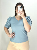 Blusa Cuello V Manga Corta Zurcida