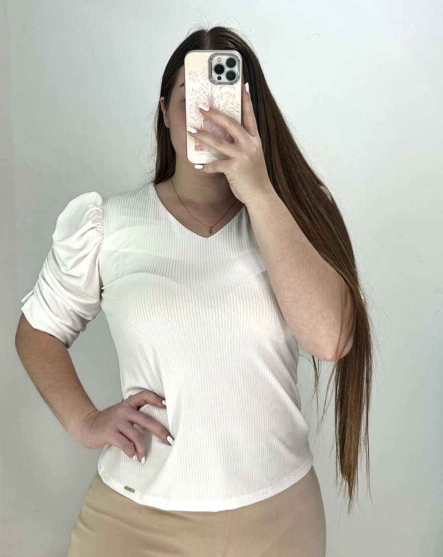 Blusa Cuello V Manga Corta Zurcida