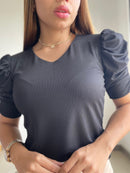 Blusa Cuello V Manga Corta Zurcida