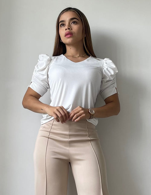 Blusa Cuello V Manga Corta Zurcida