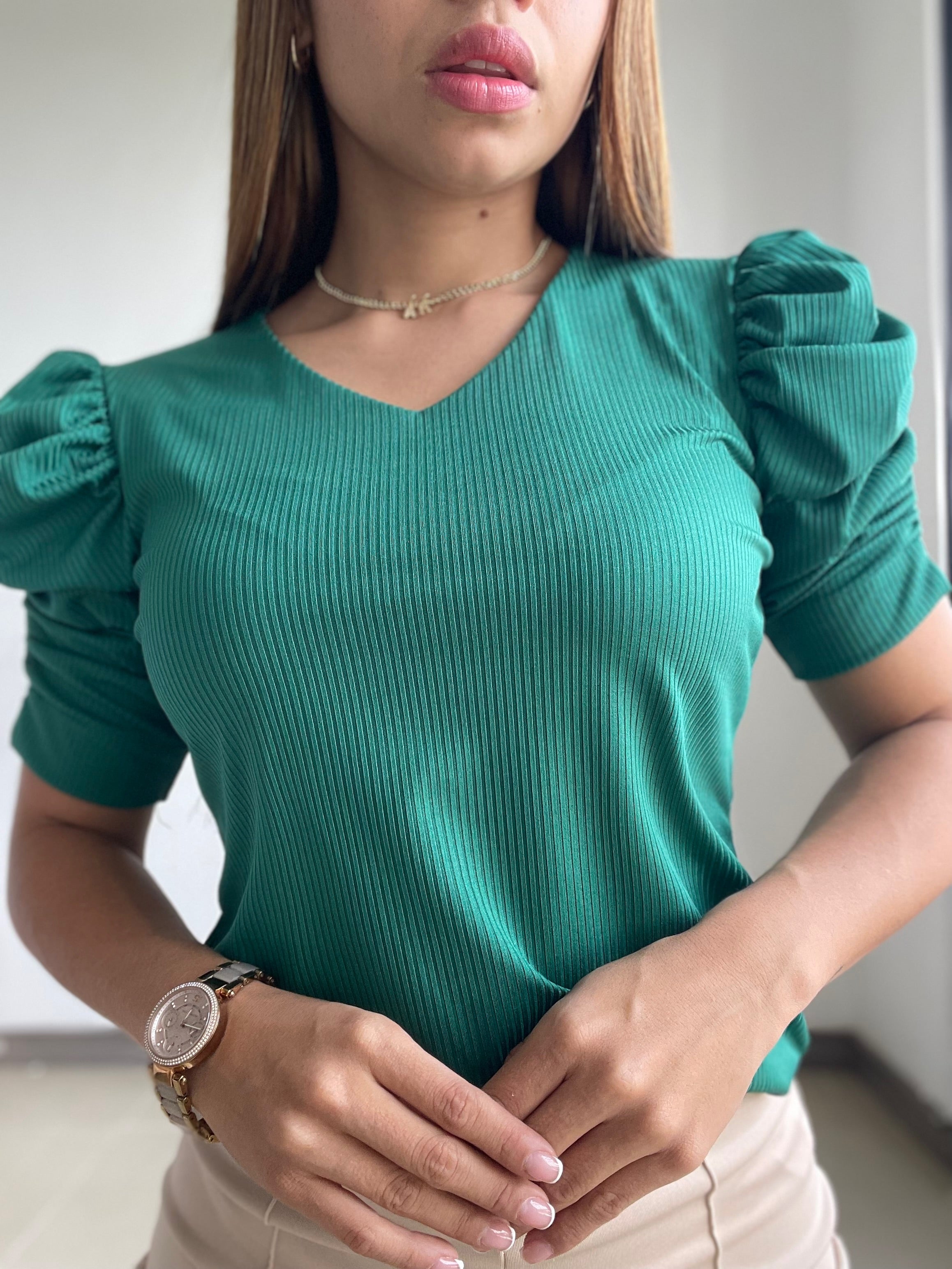 Blusa Cuello V Manga Corta Zurcida