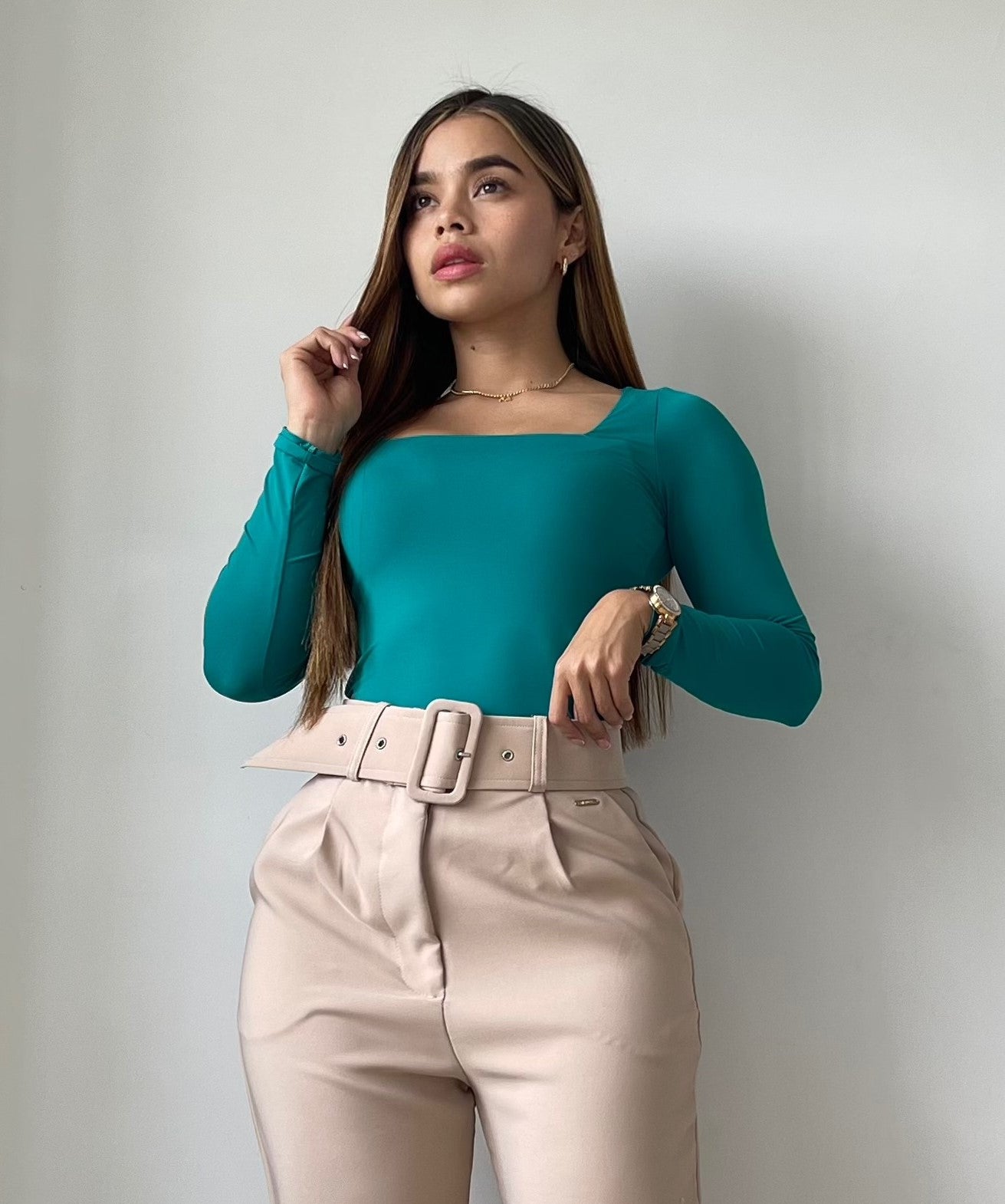 Blusa Manga Larga Escote Cuadrado