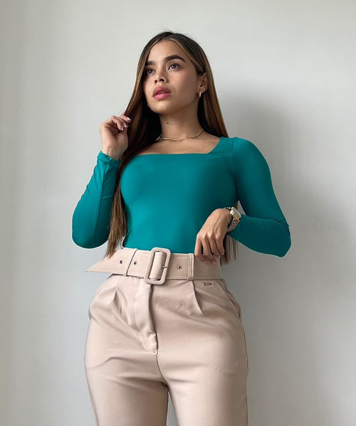 Blusa Manga Larga Escote Cuadrado