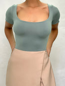 Body Manga Corta Cuello Cuadrado