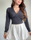 Blusa Corta Manga Larga Escote V