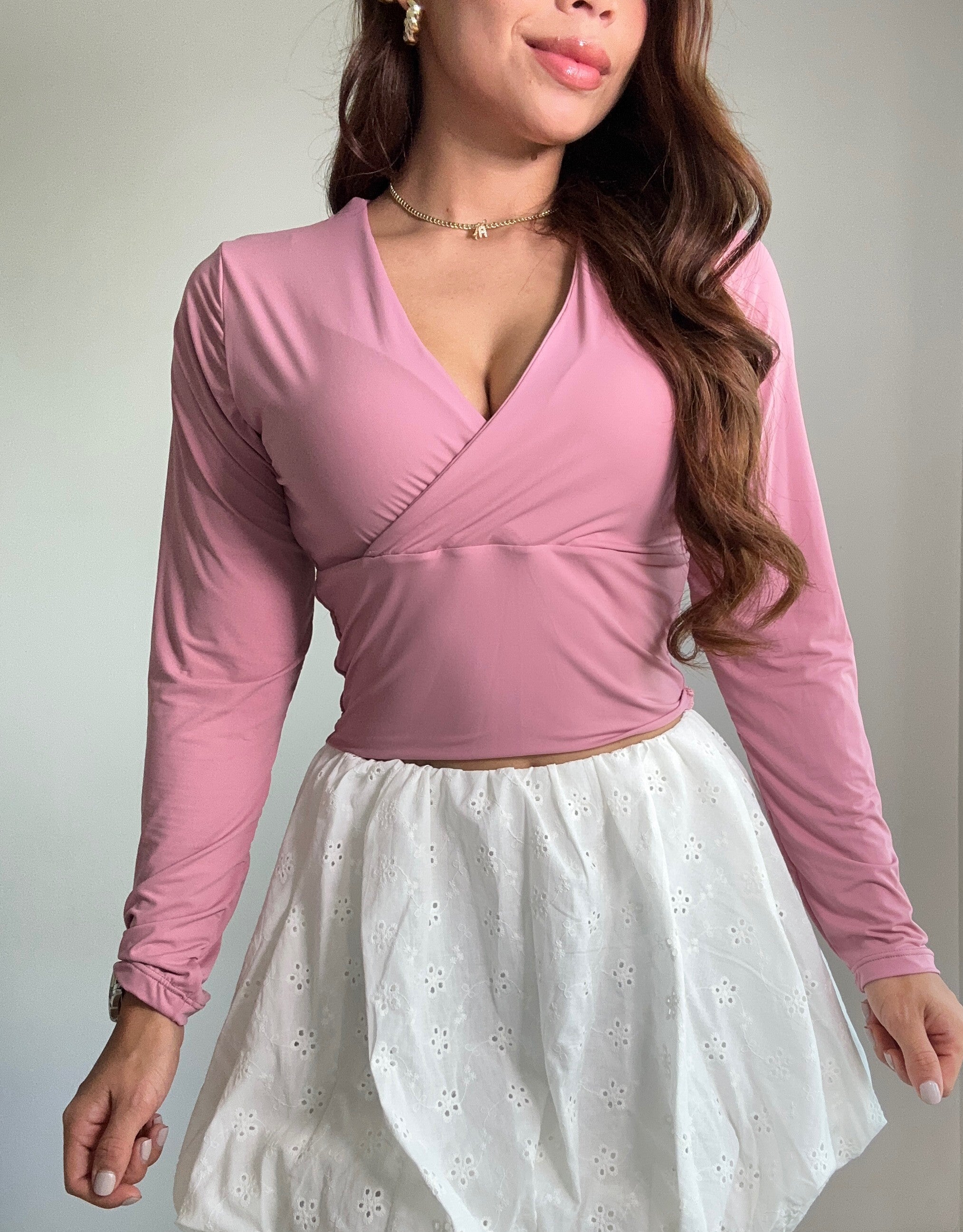 Blusa Corta Manga Larga Escote V