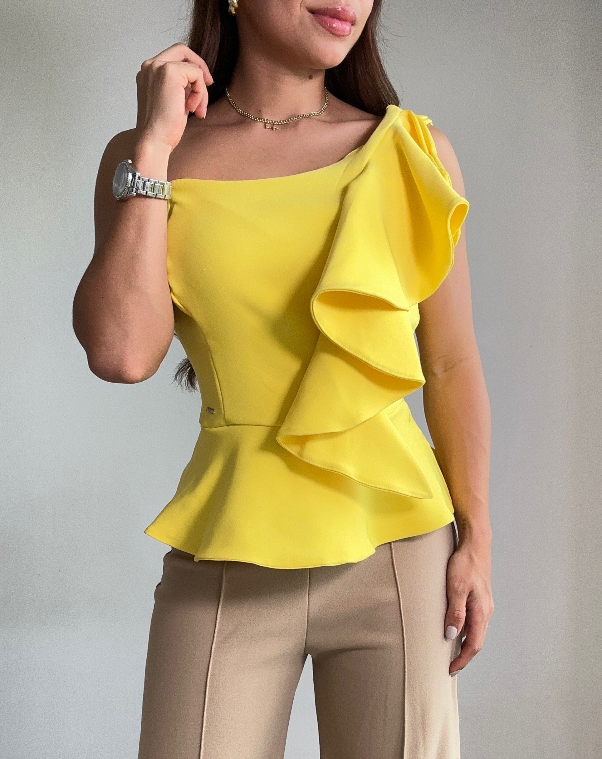 Blusa Asimetrica Bolero Lateral Cintura