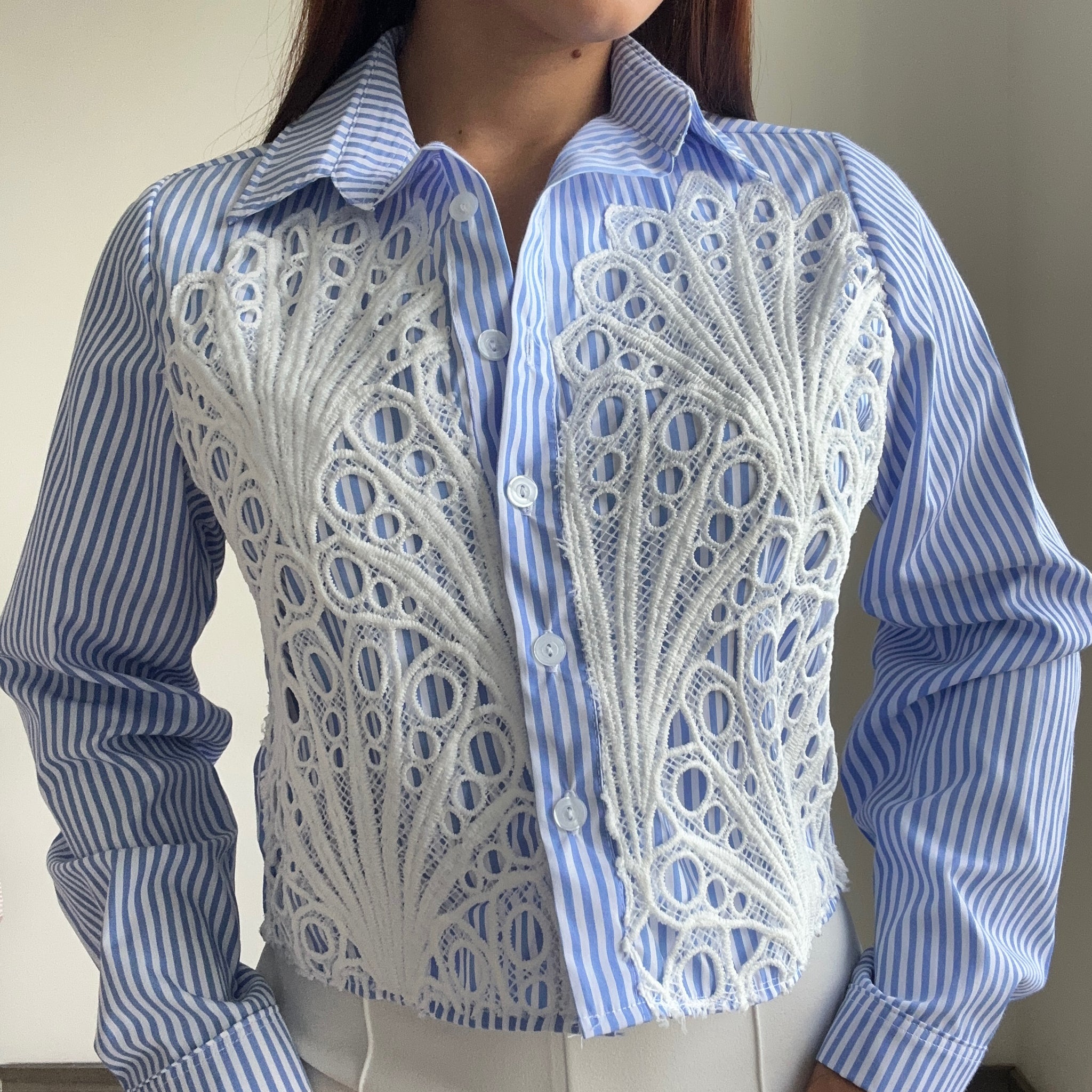 Camisera Manga Larga Aplique Guipiure