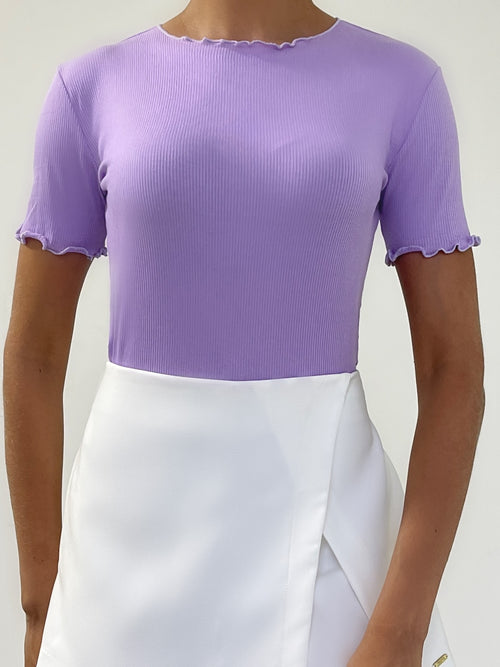 Blusa Runche En Las Mangas Y Cuello.