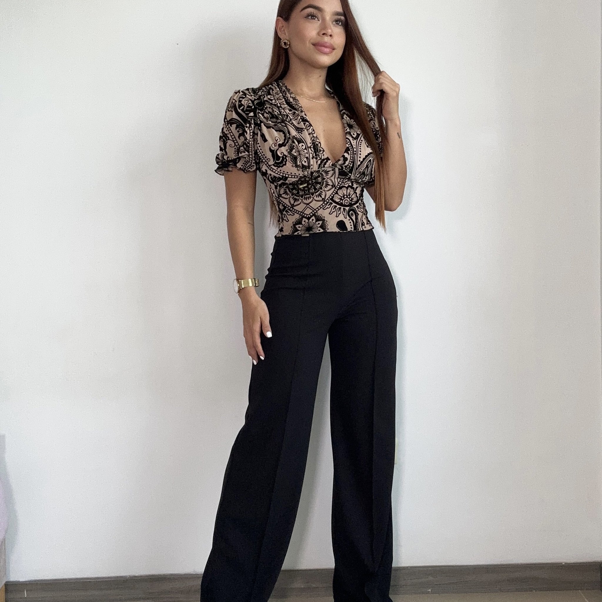 Blusa manga corta cuello V estampada mayatex