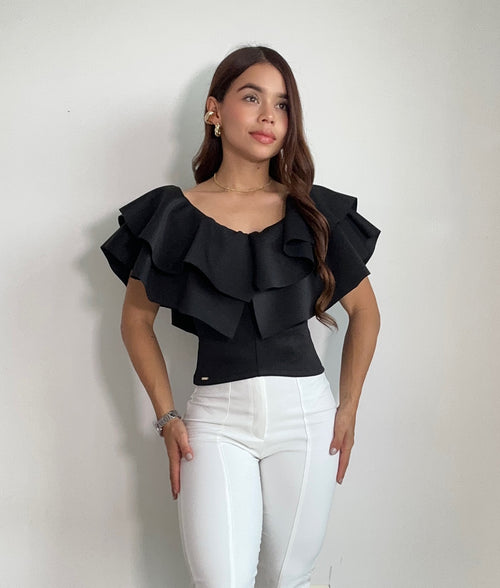 Blusa Corta Cuello En U Dos Boleros