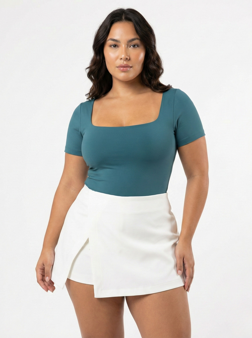 Body Manga Corta Cuello Cuadrado Plus