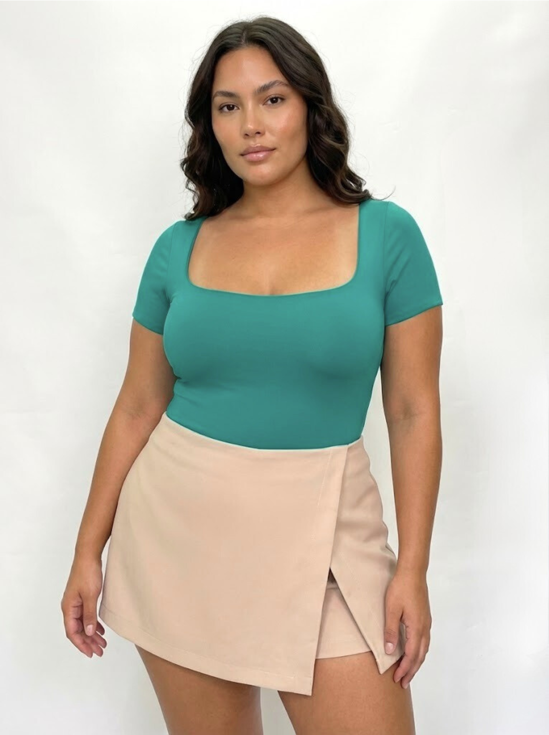 Body Manga Corta Cuello Cuadrado Plus