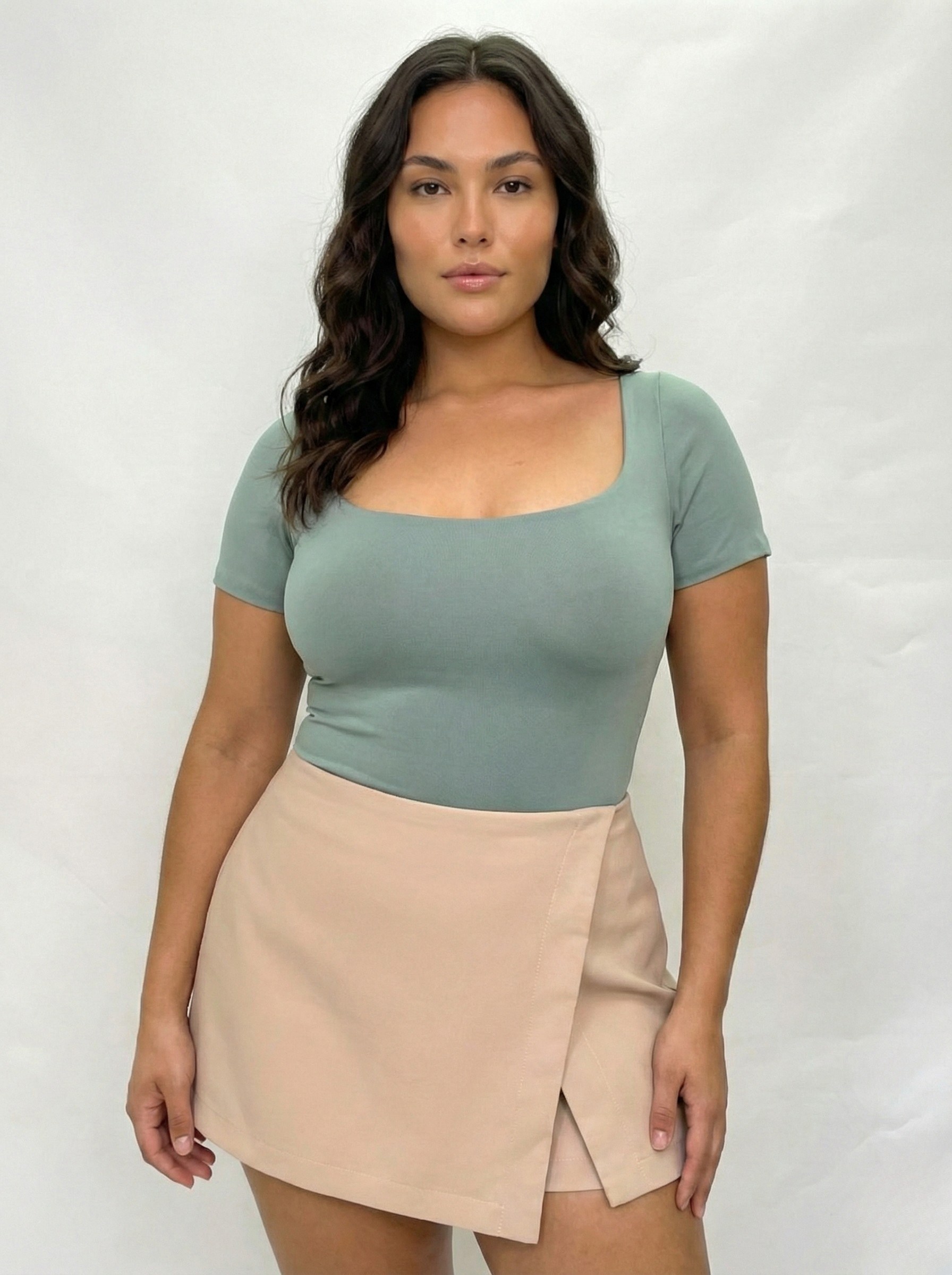 Body Manga Corta Cuello Cuadrado Plus