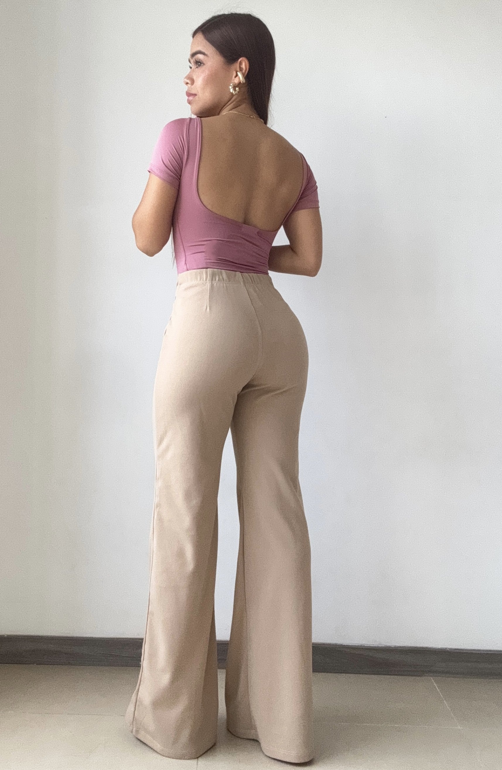 Body Manga Corta Escote Espalda