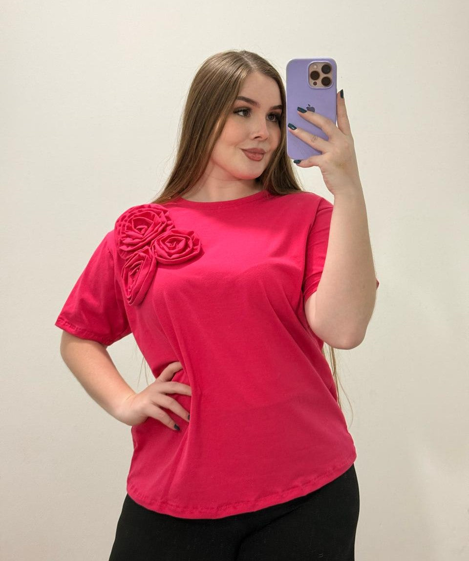 Camiseta Manga Corta Con Flores En 3D