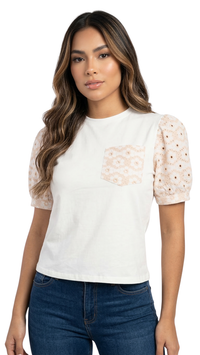Blusa Manga 3/4 Con Detalle Floral