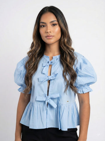 Blusa Manga Corta Con Volantes Amarrar