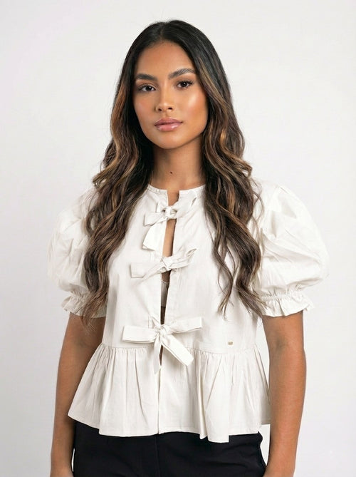 Blusa Manga Corta Con Volantes Amarrar