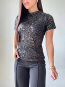 Blusa Con Lentejuelas Manga Corta