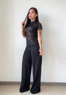 Blusa Con Lentejuelas Manga Corta