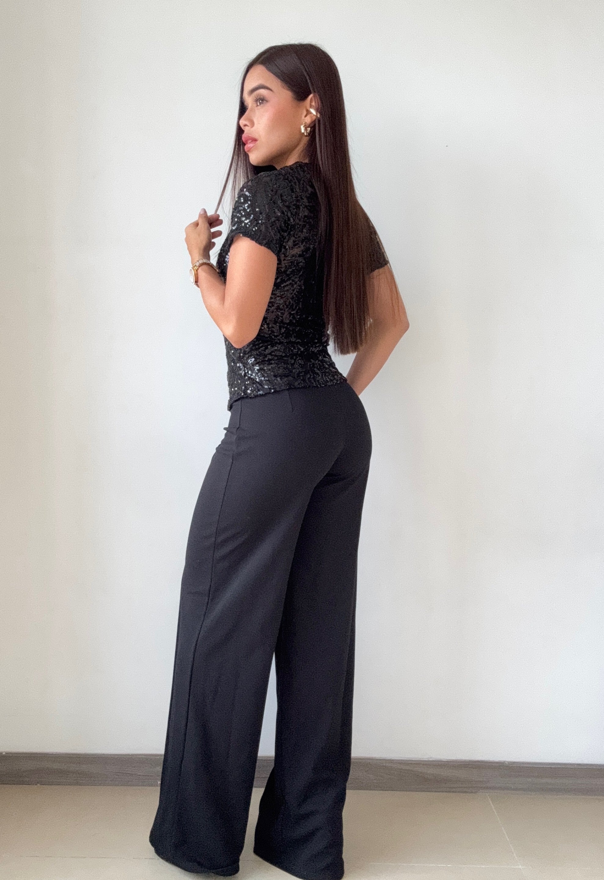 Blusa Con Lentejuelas Manga Corta