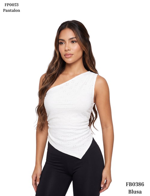 Blusa Asimetrica Surcido Lateral