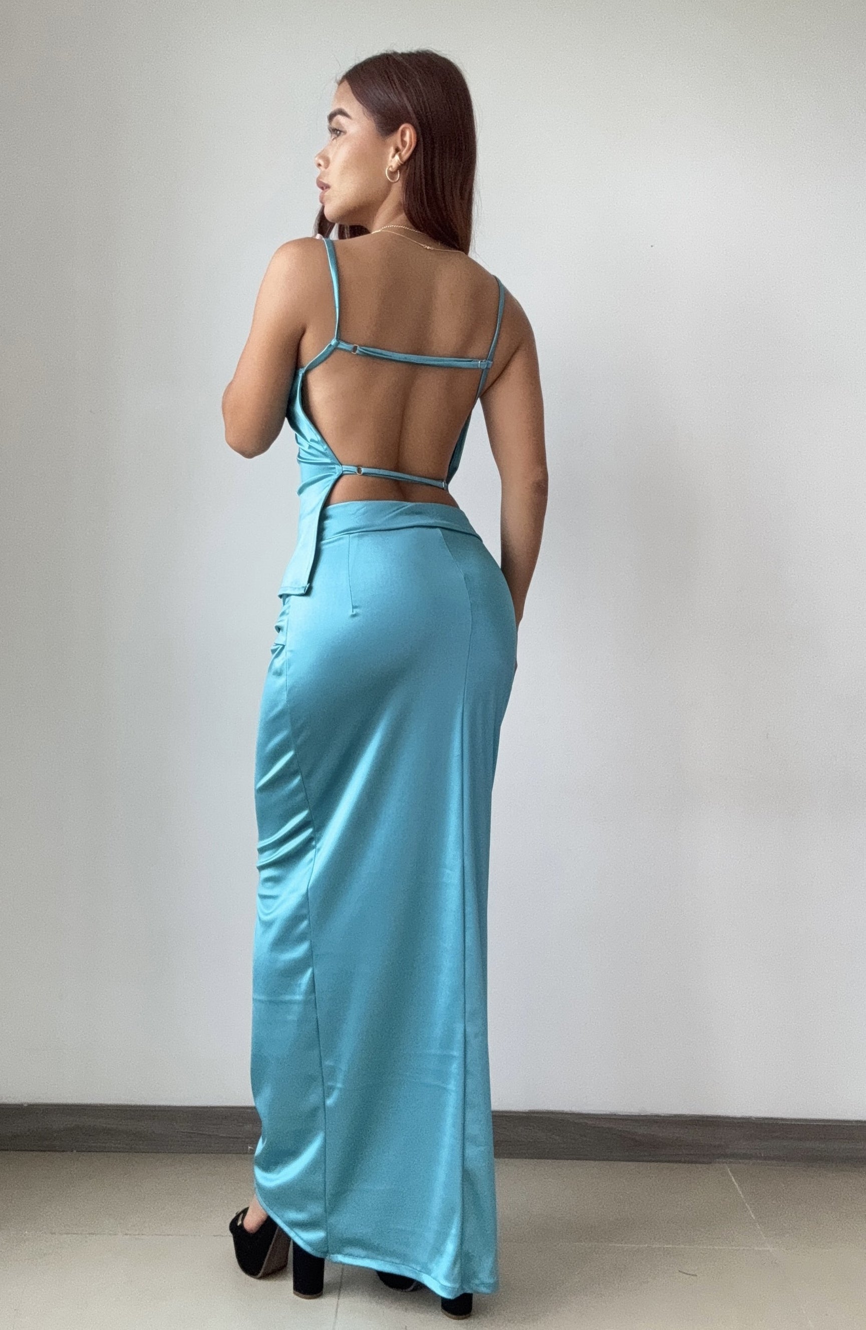 Falda Larga Con Nuedo Decorativo