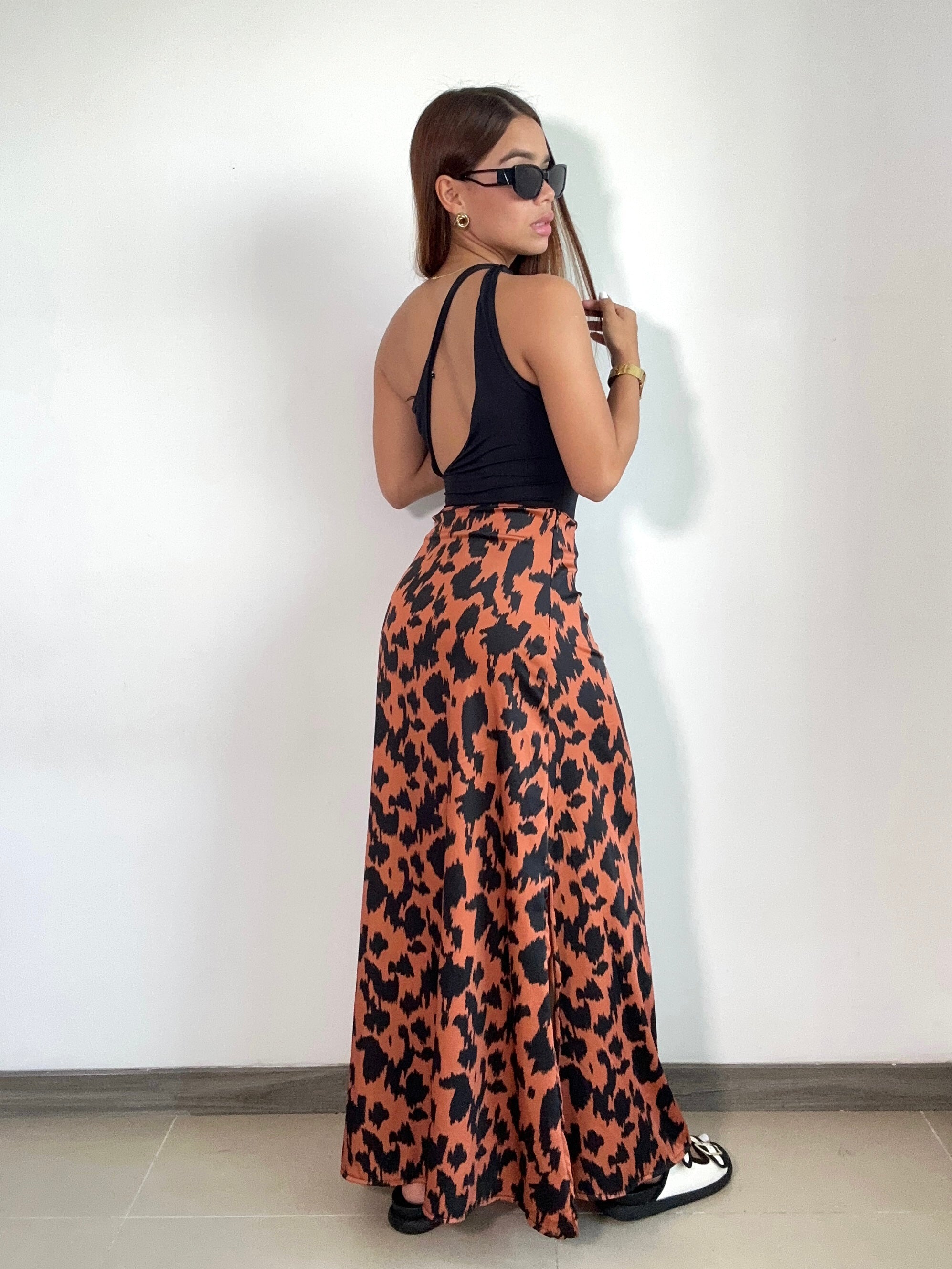 Falda Con Abertura A Un Lado Estampada