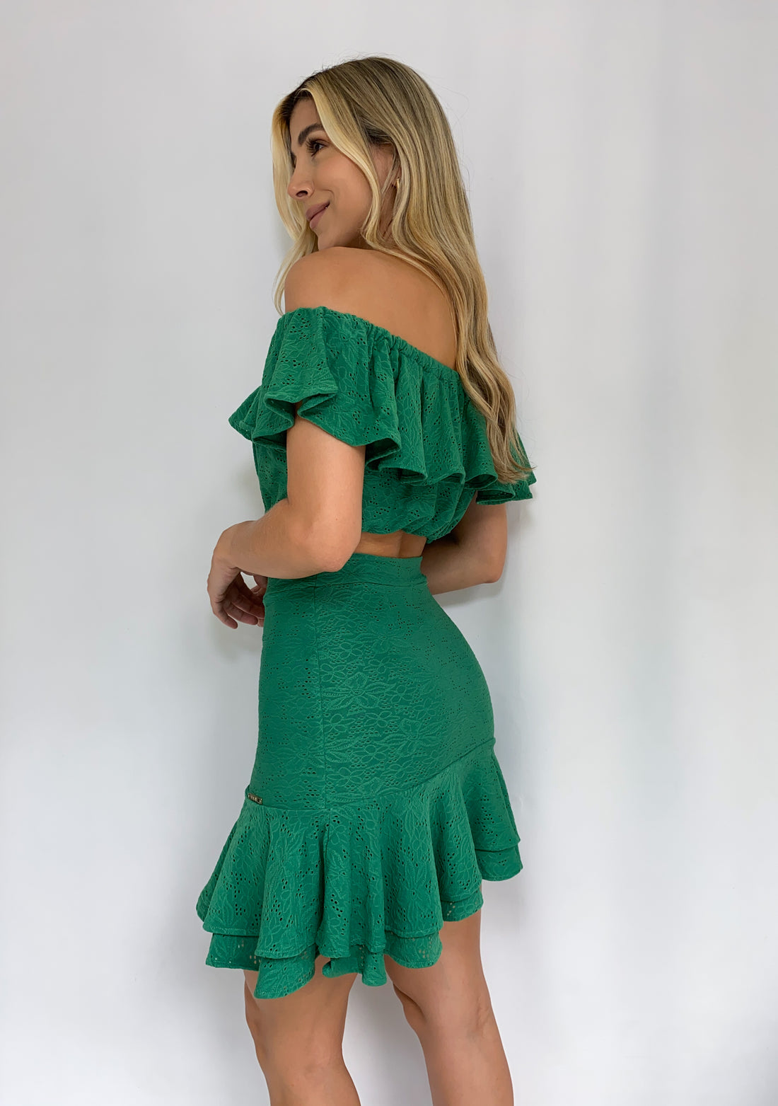 Conjunto Falda Corta + Blusa Campesina