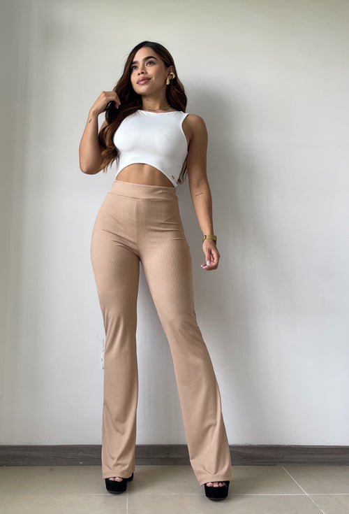Pantalon Bota Ancha Unicolor
