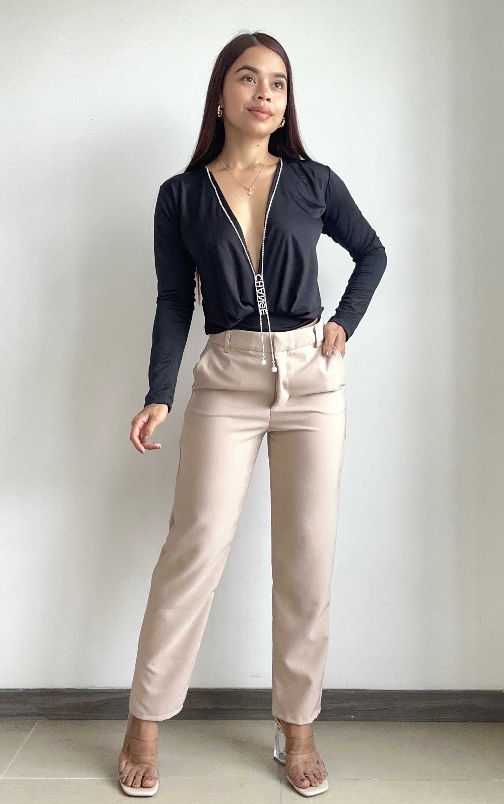 Pantalon 3/4 Bolsillos Pinzas Traseras
