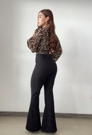 Pantalon Bota Ancha Con Bolsillos