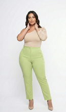 Pantalon Tiro Alto Con Pinzas Plus