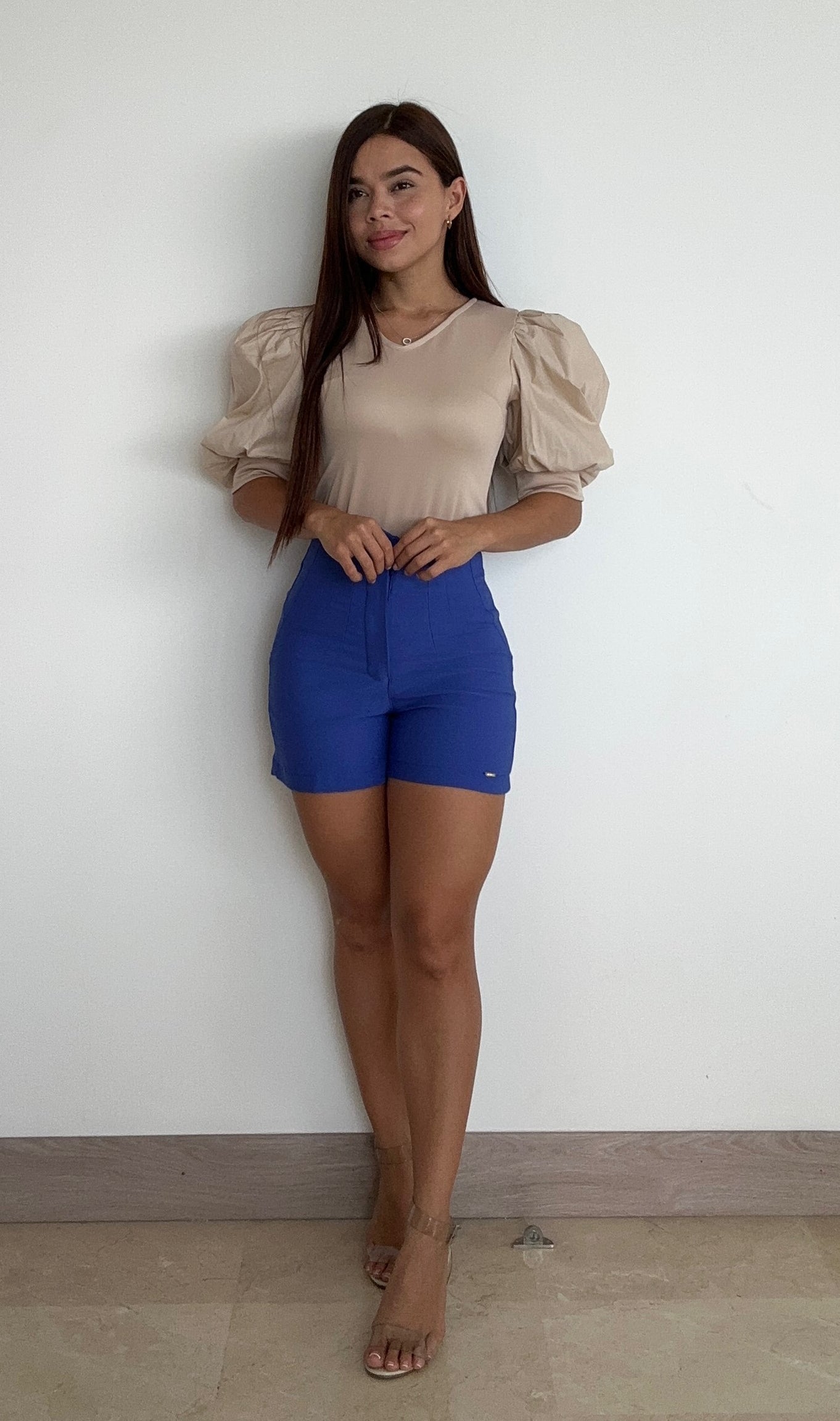 Short Doble Pinza Delantero Y Trasero