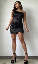 Vestido Tiras Corte Cintura Zurcido