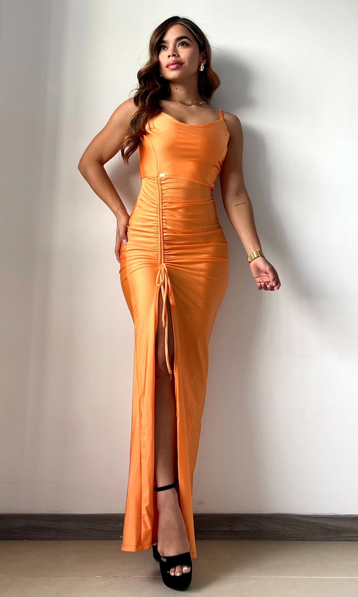 Vestido Tiras Runche Lateral Amarrar